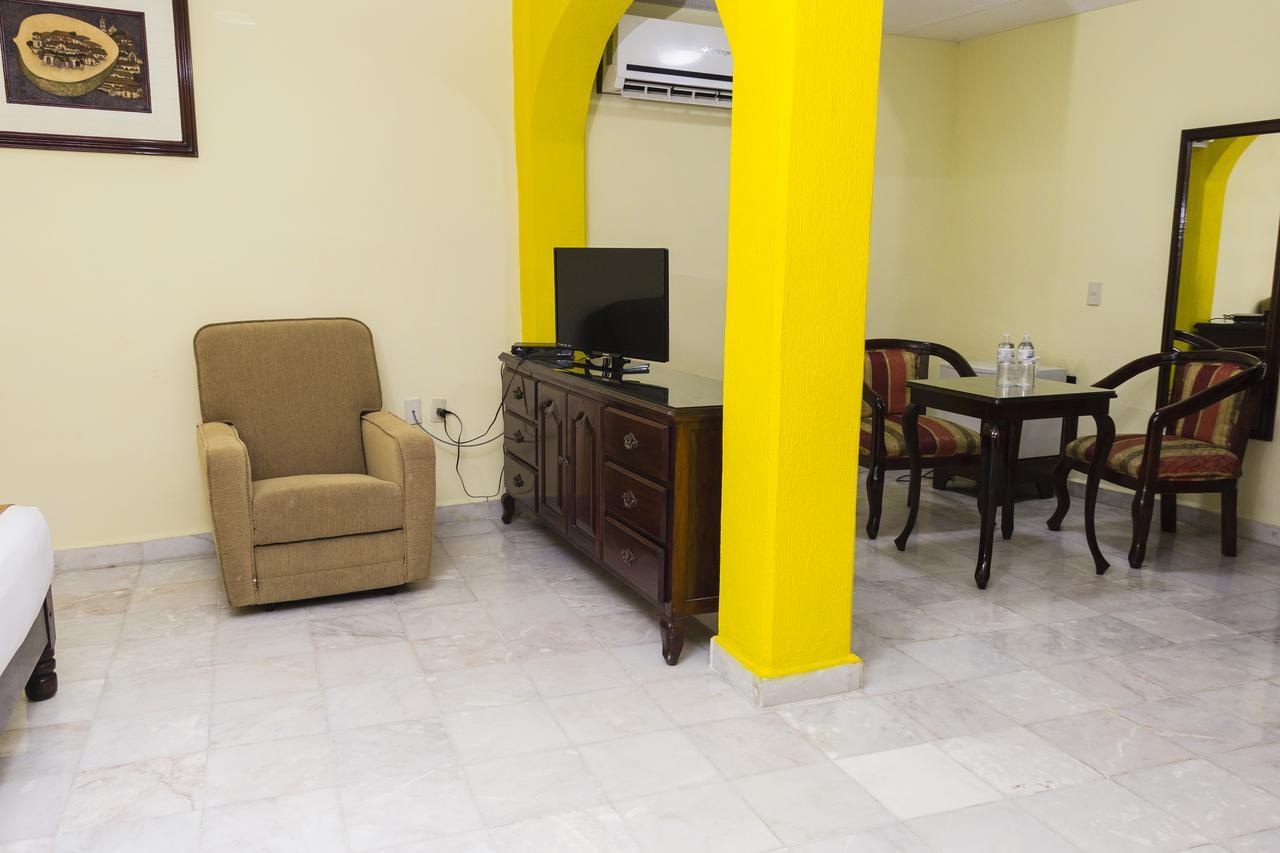 Hotel Madan Cardenas Εξωτερικό φωτογραφία